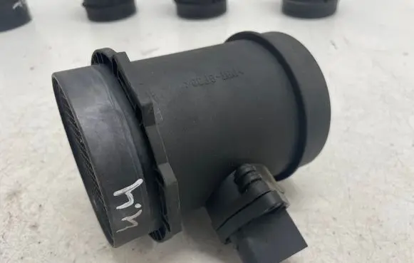 BMW X5 E53 Mass air flow meter 0280217814 1433567