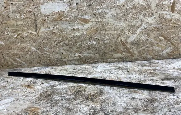 Mercedes-Benz SL R230 Rubber seal front coupe door window 