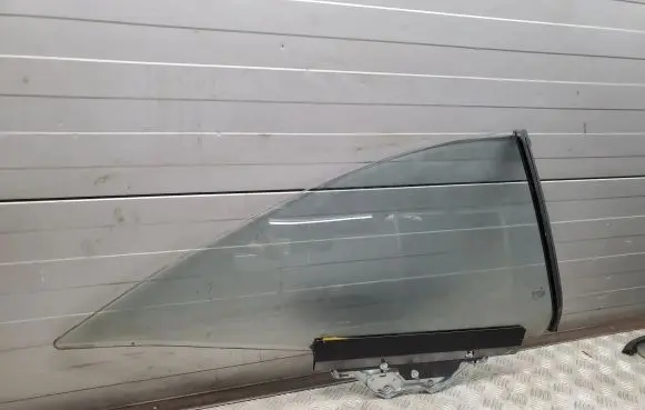 Mercedes-Benz CL C216 Rear door window glass