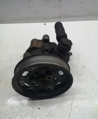 Volkswagen Golf IV Power steering pump 1J0422154
