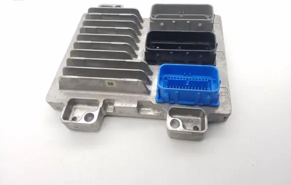 Opel Astra J Engine control unit/module ECU 12675408 12668991