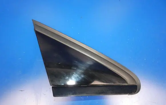 Mercedes-Benz B W246 W242 Fender end trim A2466900887 A2466900387