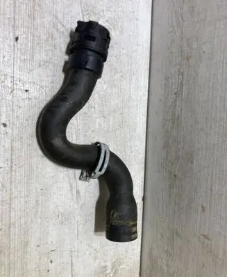Opel Crossland X Engine coolant pipe/hose