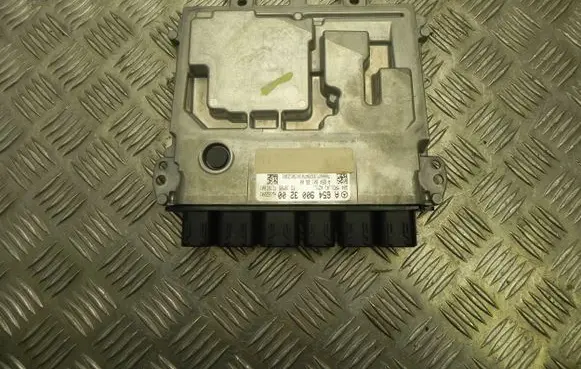 Mercedes-Benz E W213 Engine control unit/module A6549003200