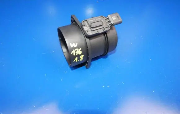 Mercedes-Benz A W176 Mass air flow meter A6450900048 LM0042 C005