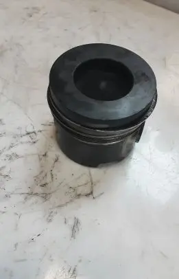 Audi A6 S6 C6 4F Piston 83L57 R111