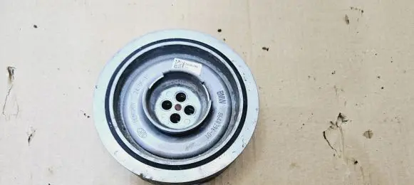 BMW 1 F20 F21 Crankshaft pulley 8648396