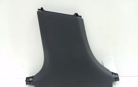 (B) pillar trim (bottom)