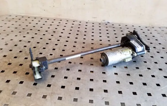 Land Rover Range Rover Sport L320 Seat adjustment motor 0130002618