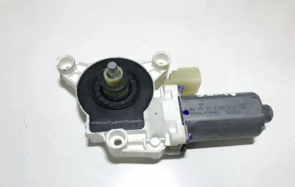Chrysler Sebring (JS) Front door window regulator motor 3017341d 3017341-d