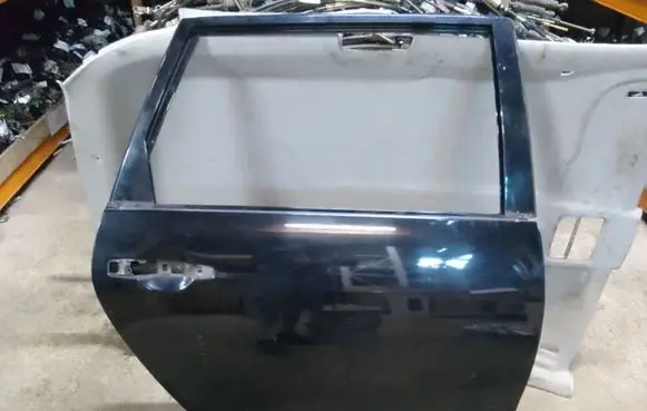 Rear door