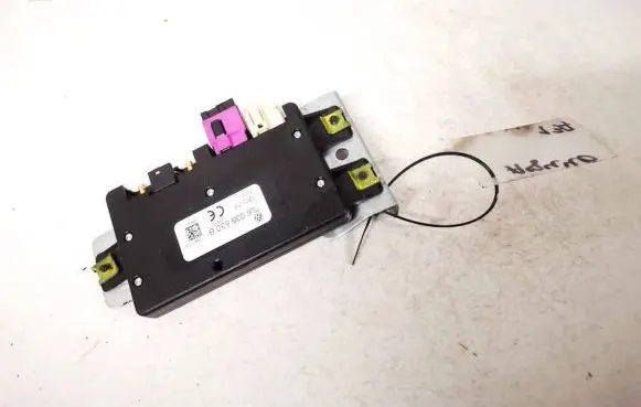 Volkswagen Touareg I Antenna control unit 7l6035530b