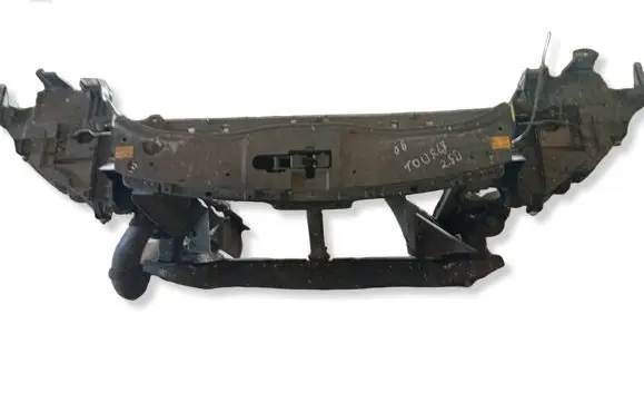 Volkswagen Touareg I Radiator support slam panel 7L0805594
