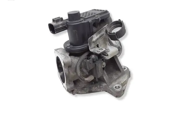 Volvo XC70 EGR valve 30774813 70056104