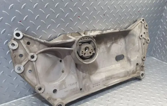 Skoda Superb B6 (3T) Front subframe 1K0199369G 1K0199868