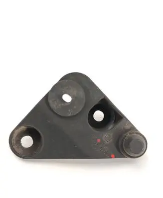 Opel Insignia A Rear bumper mounting bracket 13312910