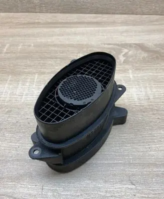BMW 5 E39 Mass air flow meter 7787076 0928400468
