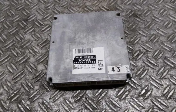 Toyota Avensis Verso Engine control unit/module