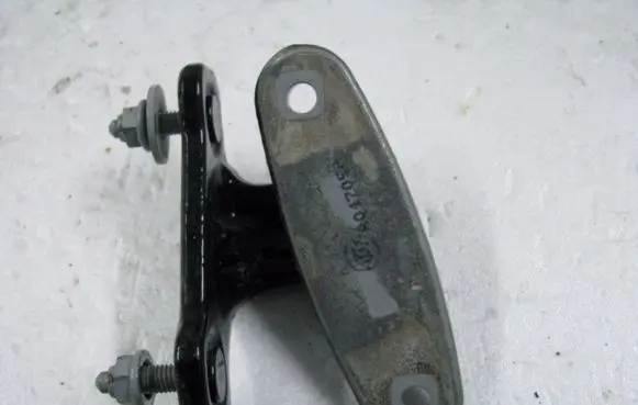 Mercedes-Benz E W212 Front door upper hinge