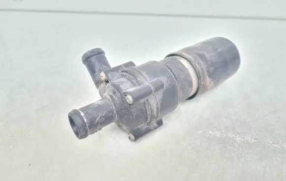 Volvo XC70 Electric auxiliary coolant/water pump