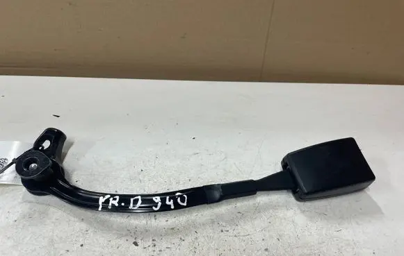 Skoda Superb B5 (3U) Front seatbelt buckle 3B0858472P 33023764