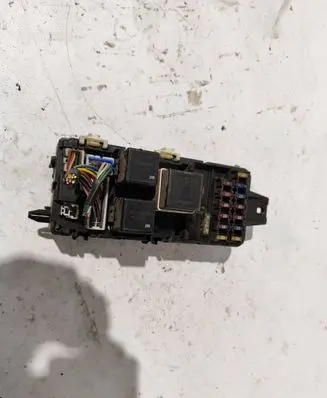 Volvo S40, V40 Fuse box set 0718981