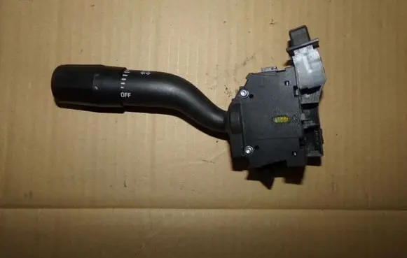 Ford Focus Indicator stalk 8S4T13K359ACW