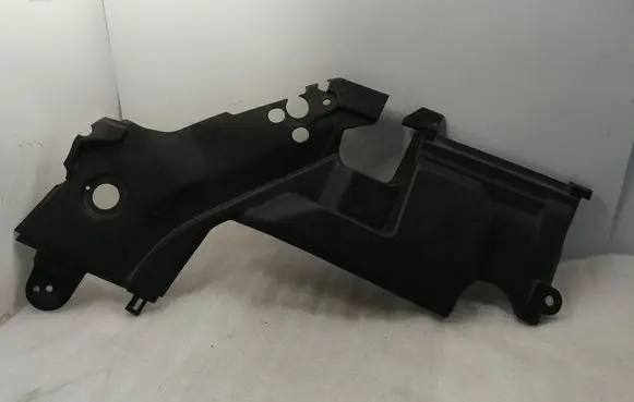 Toyota Avensis T250 Radiator trim 5379505031
