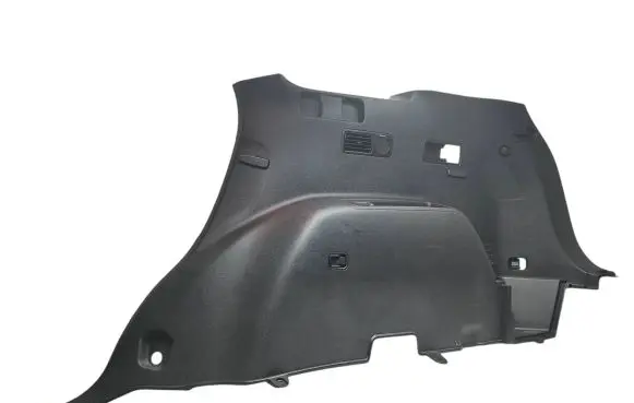 Trunk/boot lower side trim panel