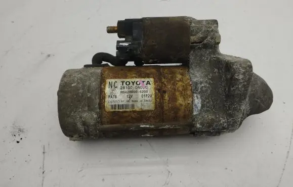 Toyota Yaris Starter motor 281000N050