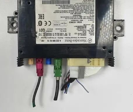 Mercedes-Benz B W246 W242 Bluetooth control unit module A2229005315