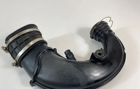 BMW 5 G30 G31 Air intake hose/pipe 8613153 72336170 51750610