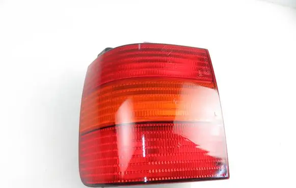 Volkswagen PASSAT B4 Rear/tail lights
