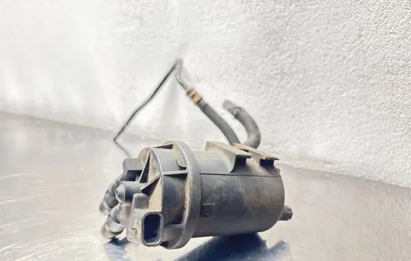 Opel Signum Fuel filter housing 93321837