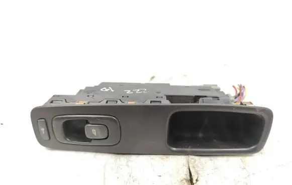 Volvo S80 Electric window control switch 9467627 15610911 98W50E