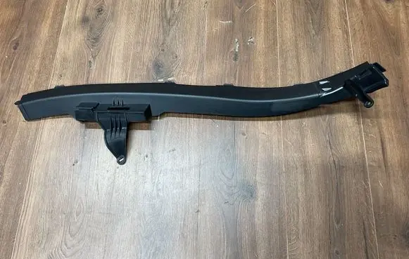 Mercedes-Benz E W213 Other sill/pillar trim element A2136901325