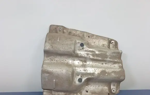 Volkswagen Phaeton Exhaust heat shield 3D0521441A
