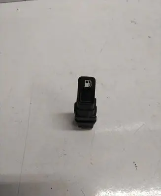 Citroen C6 Fuel tank opening switch 96518163XT
