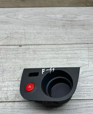 Seat Leon (1P) Cup holder 1P1858331