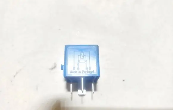 Mercedes-Benz A W168 Other relay a0025422519 4ra940010-69