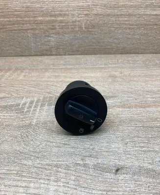 BMW 5 E39 Light switch 8363683