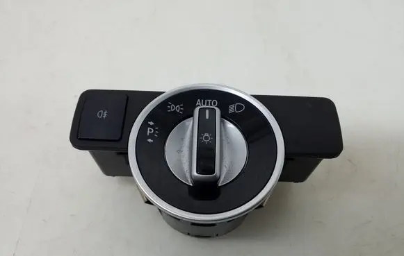 Mercedes-Benz E W212 Light switch A2129050551