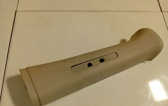 Chrysler PT Cruiser (B) pillar trim (top) 4775499