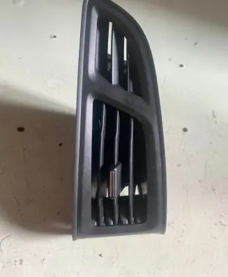 Ford Focus Dashboard side air vent grill/cover trim BM51018B09 C00983 BM51A018B