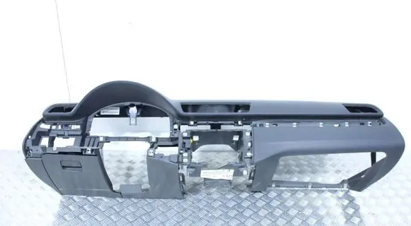 Volkswagen PASSAT CC Dashboard 132000 3C1857004AG