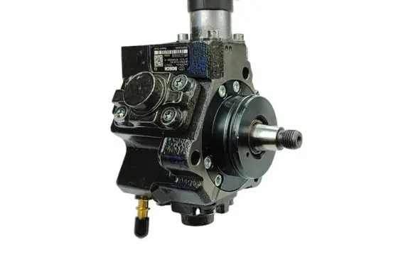 Renault Trafic III (X82) Fuel injection high pressure pump 0445010404 0986437064 0986437070