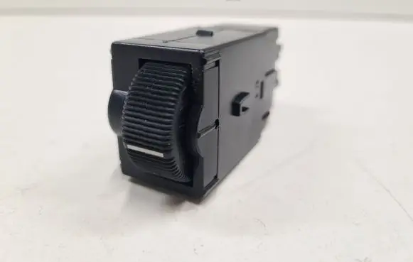Mitsubishi Space Star Headlight level height control switch MR114337