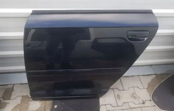 Audi A3 S3 8P Rear door 