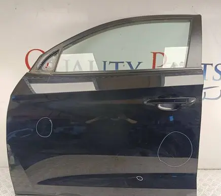 Hyundai Tucson TL Front door 
