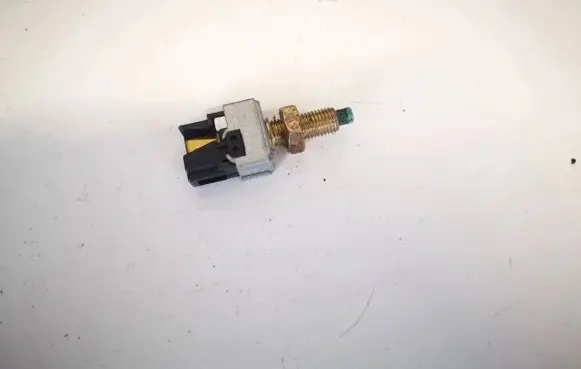 Mazda Premacy Brake pedal sensor switch